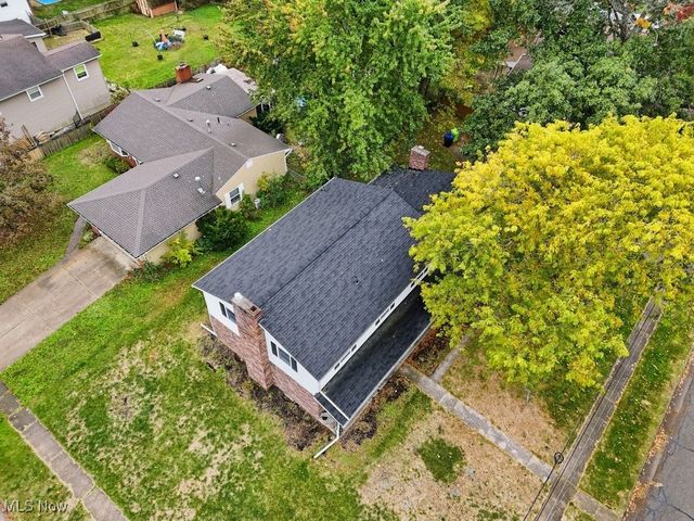 462 Pickwick Lane, Tallmadge, OH 44278