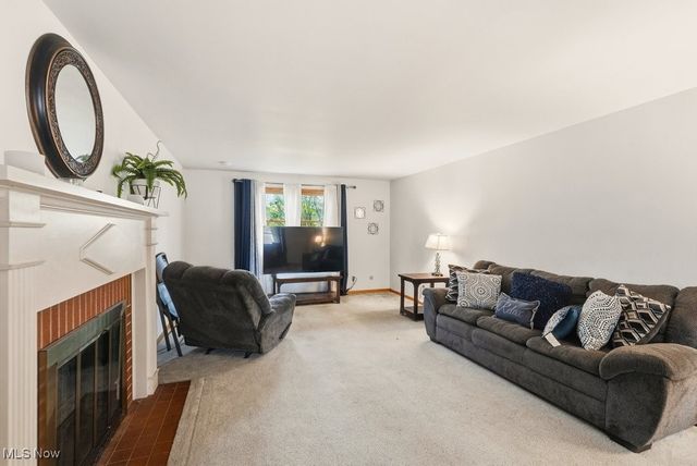 462 Pickwick Lane, Tallmadge, OH 44278