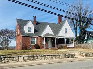 612 Rockford Street, Mount Airy, NC 27030