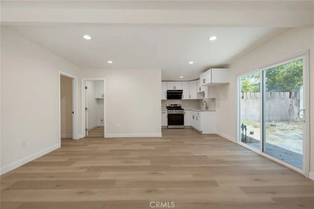 915 N Santa Anita B, Arcadia, CA 91006