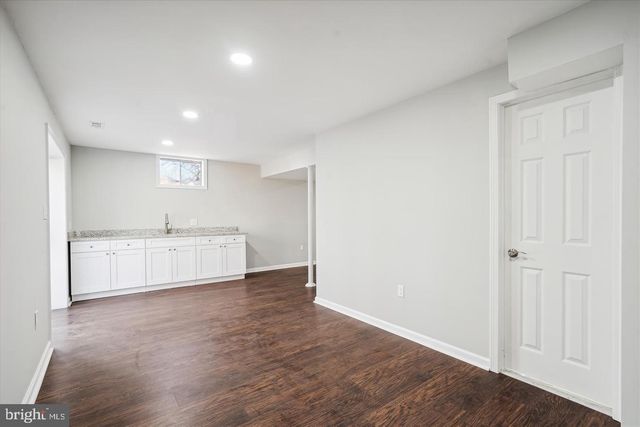 10 RED WING CT, Sterling, VA 20164