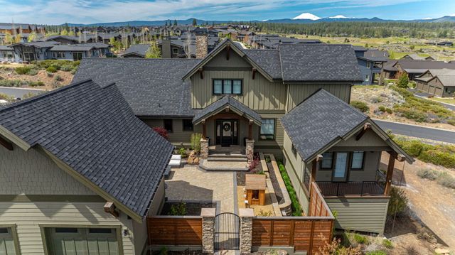 61318 Tetherow Vista Drive, Bend, OR 97702