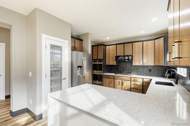 24357 E Fremont Drive, Aurora, CO 80016