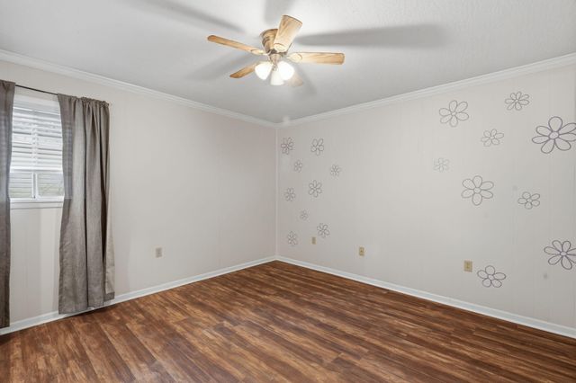 109 Briarwood Dr., Hattiesburg, MS 39402