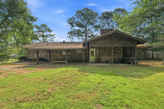 109 Briarwood Dr., Hattiesburg, MS 39402
