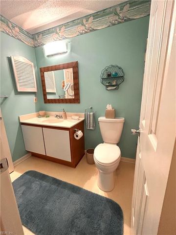 1748 Harvest Bend CT, Virginia Beach, VA 23464