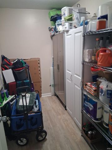 842 Senate Avenue, Evansville, IN 47711