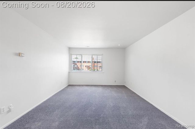 8140 Crestview Drive, Sterling Heights, MI 48312