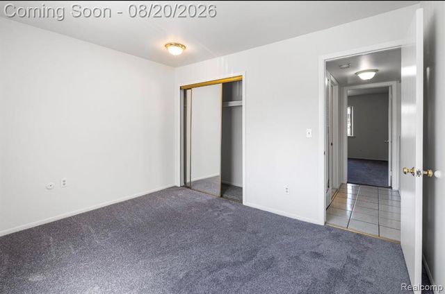 8140 Crestview Drive, Sterling Heights, MI 48312