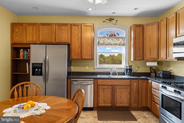 11801 PARKGATE DR, Nokesville, VA 20181