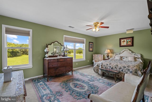 11801 PARKGATE DR, Nokesville, VA 20181