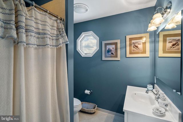 11801 PARKGATE DR, Nokesville, VA 20181