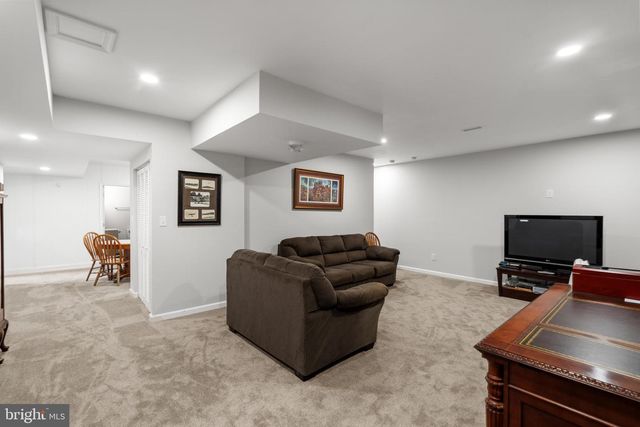 11801 PARKGATE DR, Nokesville, VA 20181