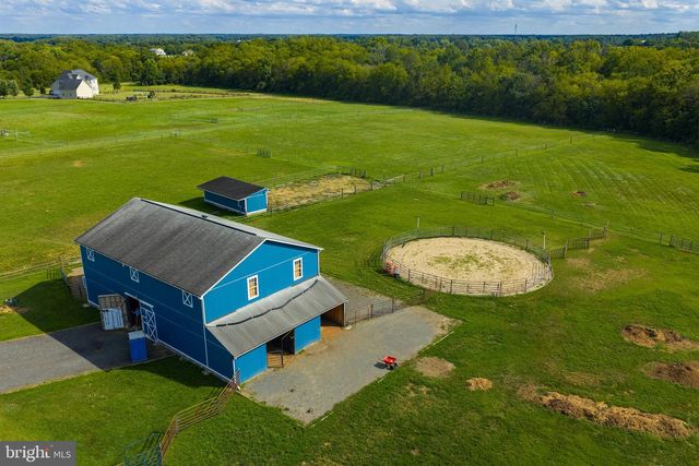 11801 PARKGATE DR, Nokesville, VA 20181