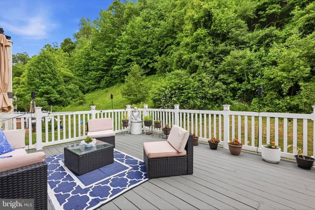 820 WINDRIDGE LN, Downingtown, PA 19335