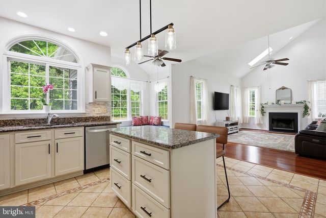 820 WINDRIDGE LN, Downingtown, PA 19335