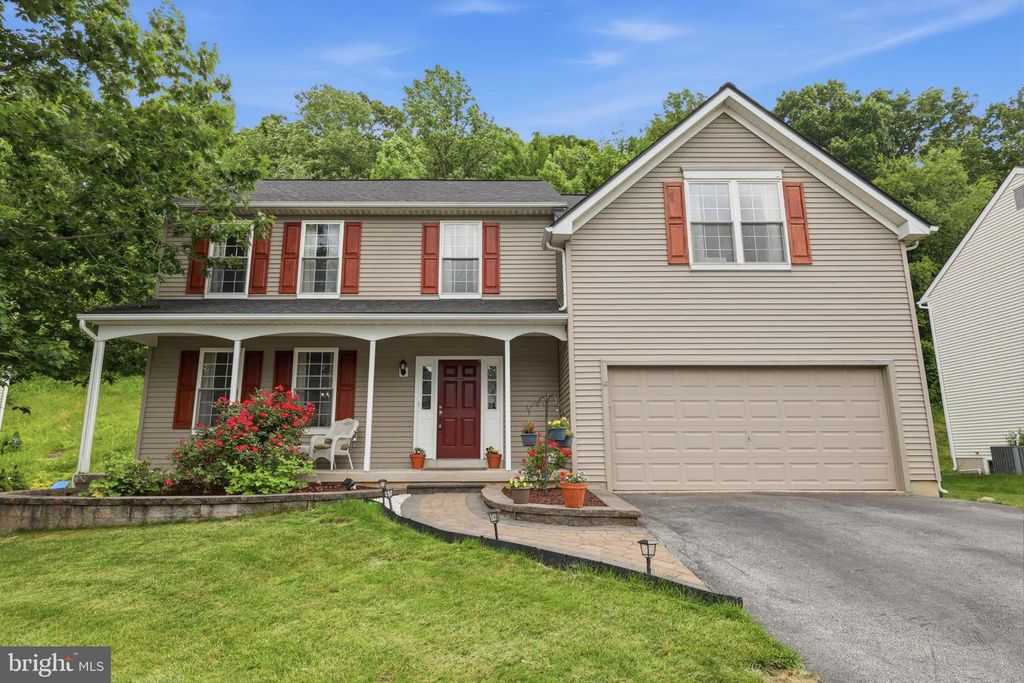 820 WINDRIDGE LN, Downingtown, PA 19335