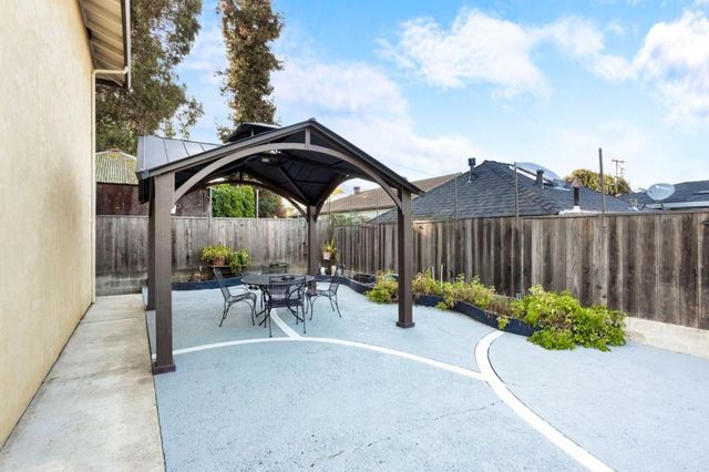 1124 Rex Road, Hayward, CA 94541