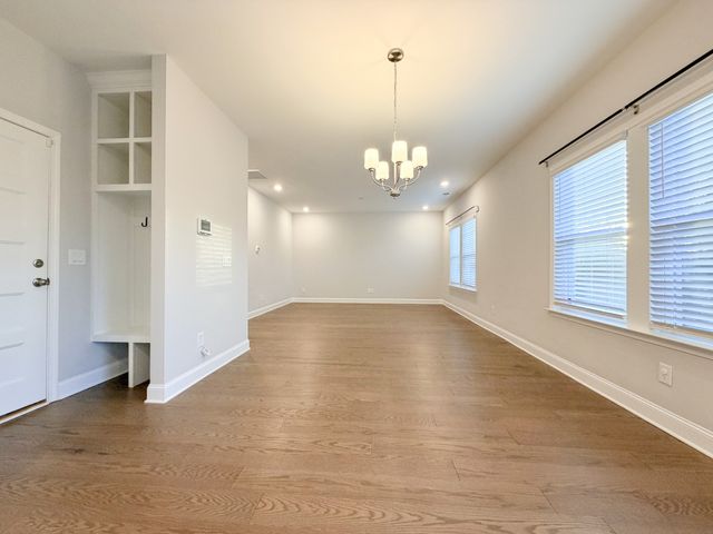 378 Triple Crown Cir, Gallatin, TN 37066