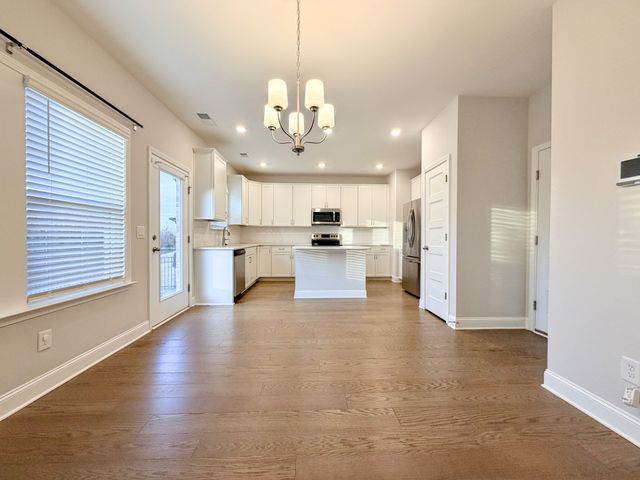 378 Triple Crown Cir, Gallatin, TN 37066