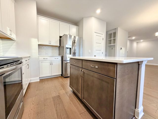 378 Triple Crown Cir, Gallatin, TN 37066