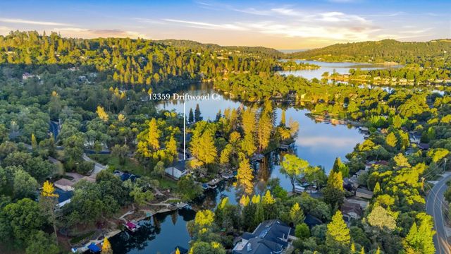 13359 Driftwood Ct., Penn Valley, CA 95946