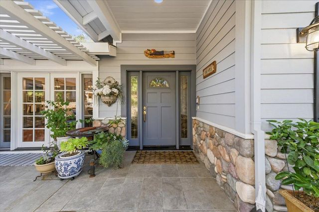 13359 Driftwood Ct., Penn Valley, CA 95946