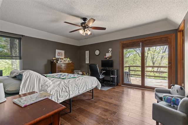 70 Overton Drive, Bella Vista, AR 72714