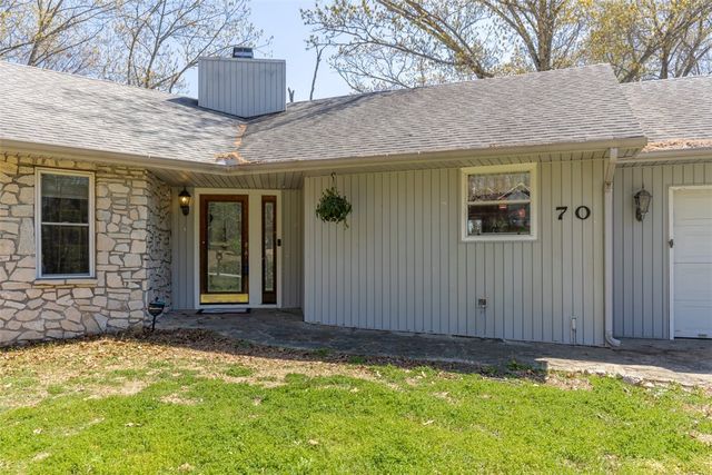 70 Overton Drive, Bella Vista, AR 72714