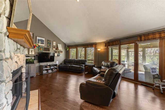 70 Overton Drive, Bella Vista, AR 72714