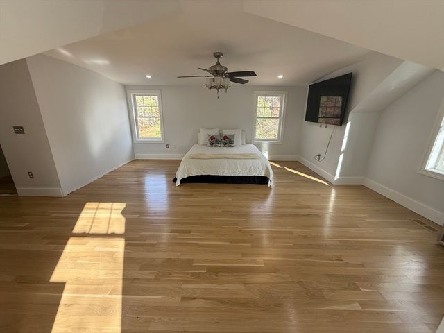 30 Aprils Way, Tewksbury, MA 01876