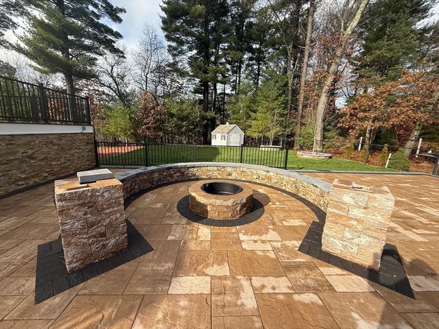 30 Aprils Way, Tewksbury, MA 01876