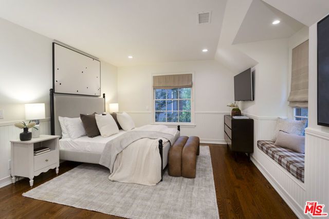 13176 Boca De Canon Lane, Los Angeles, CA 90049