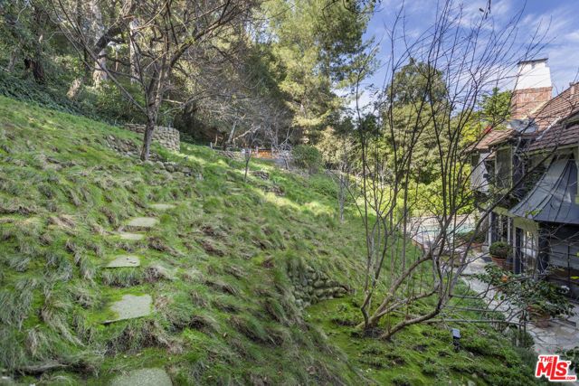 13176 Boca De Canon Lane, Los Angeles, CA 90049