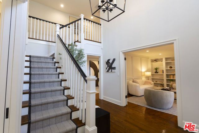 13176 Boca De Canon Lane, Los Angeles, CA 90049