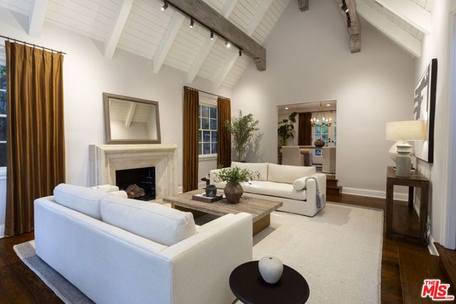 13176 Boca De Canon Lane, Los Angeles, CA 90049