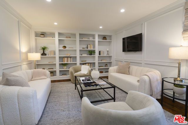 13176 Boca De Canon Lane, Los Angeles, CA 90049