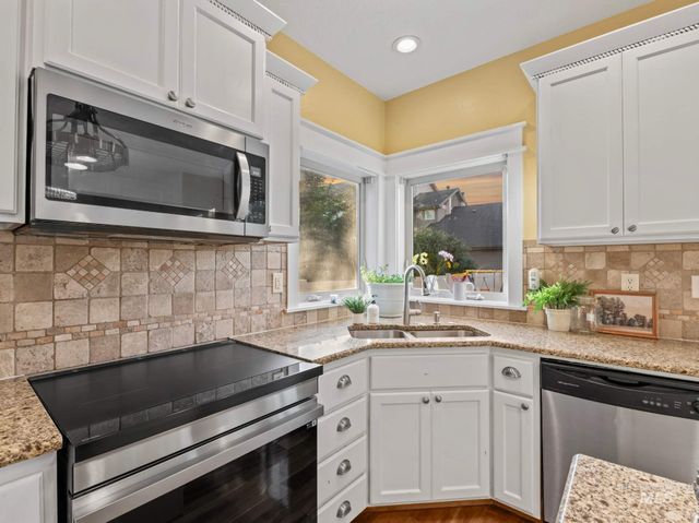 1328 W Cobblefield St., Meridian, ID 83646