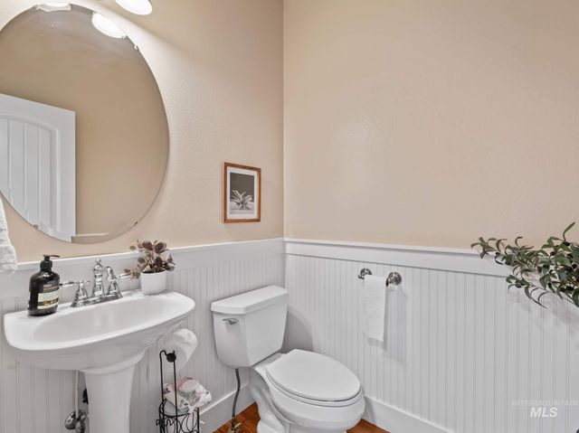 1328 W Cobblefield St., Meridian, ID 83646