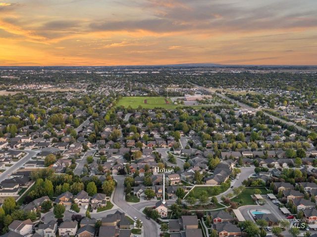 1328 W Cobblefield St., Meridian, ID 83646