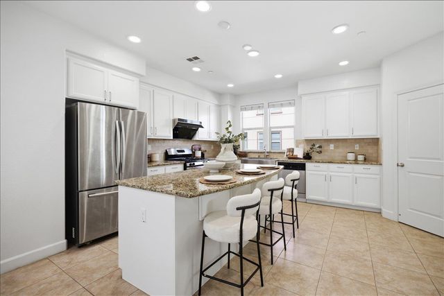 2927 Kaiser Drive, Santa Clara, CA 95051