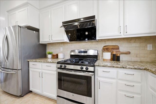 2927 Kaiser Drive, Santa Clara, CA 95051
