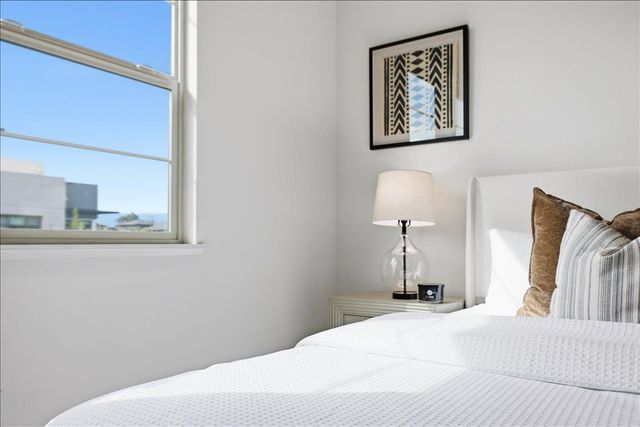 2927 Kaiser Drive, Santa Clara, CA 95051