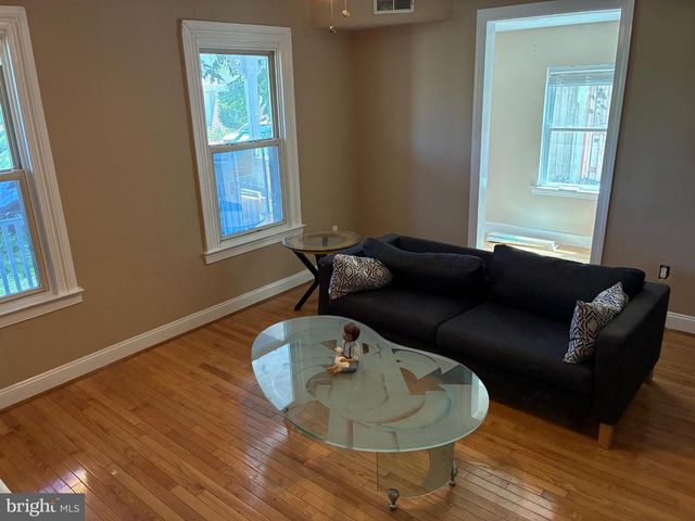 1339 SE U ST SE, Washington, DC 20020