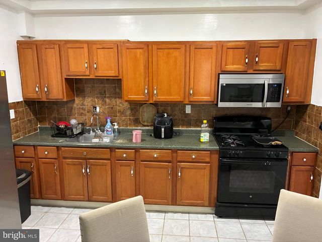 1339 SE U ST SE, Washington, DC 20020