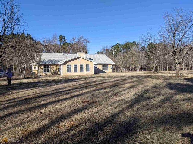 137 Hilo Road, Fayetteville, GA 30215