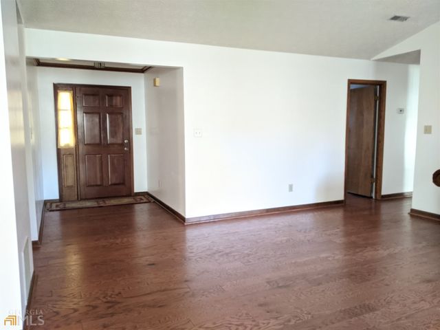 137 Hilo Road, Fayetteville, GA 30215