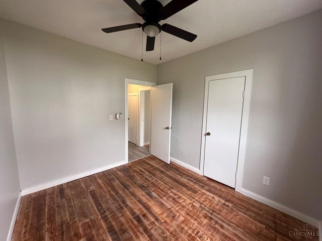 9 Sugar Street, Sinking Spring, OH 45172