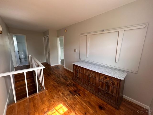 9 Sugar Street, Sinking Spring, OH 45172