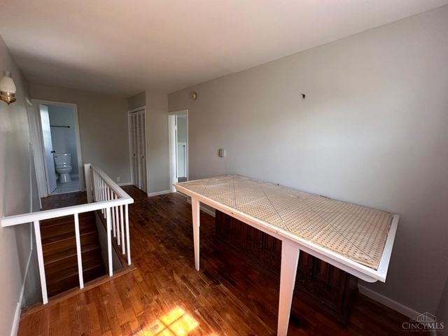 9 Sugar Street, Sinking Spring, OH 45172